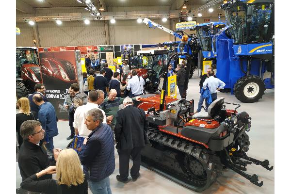 New Holland certifica su liderazgo en el segmento de Tractores Especiales y Vendimiadoras en Tecnovid 2019