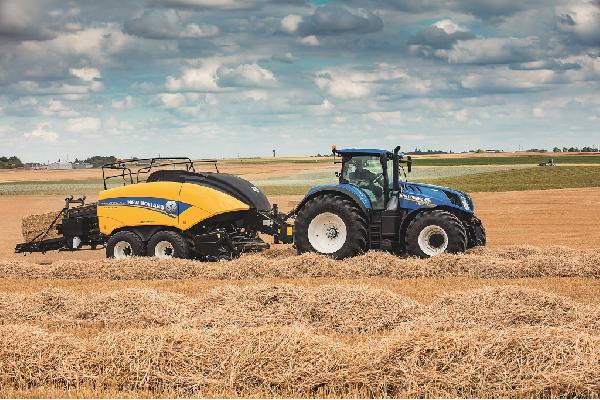 Las cosechadoras New Holland ganan dos medallas en los premios a la innovación de SIMA 2021 .