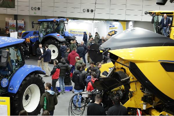 New Holland muestra todo su potencial en AGRARIA 2023